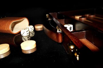 Mental Träning för Backgammon: Förbättra ditt Fokus och Beslutsfattande
